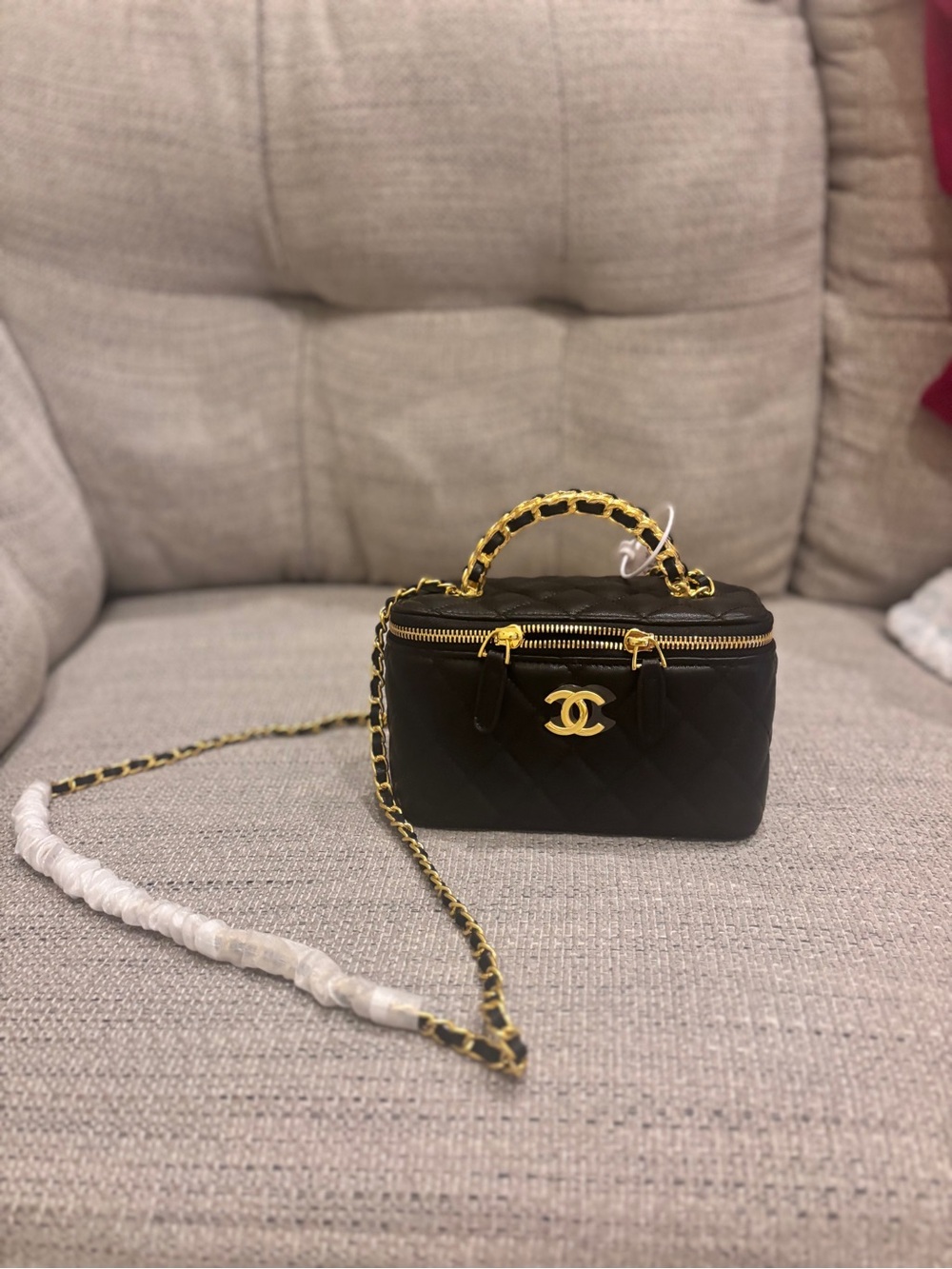 FASHION Quilted black Mini Vanity Crossbody Bag with Chain Strap